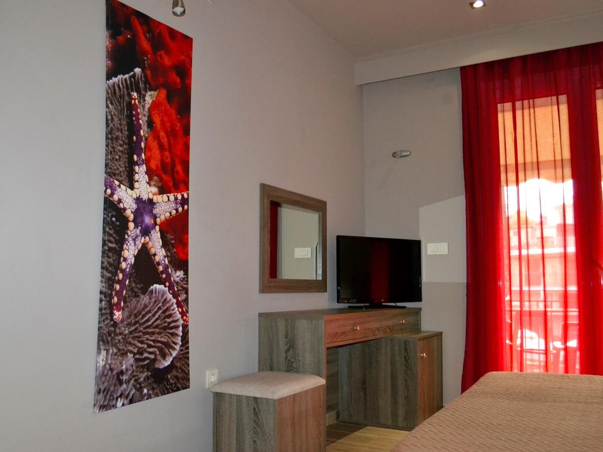 Ritsas Hotel Толон Екстериор снимка