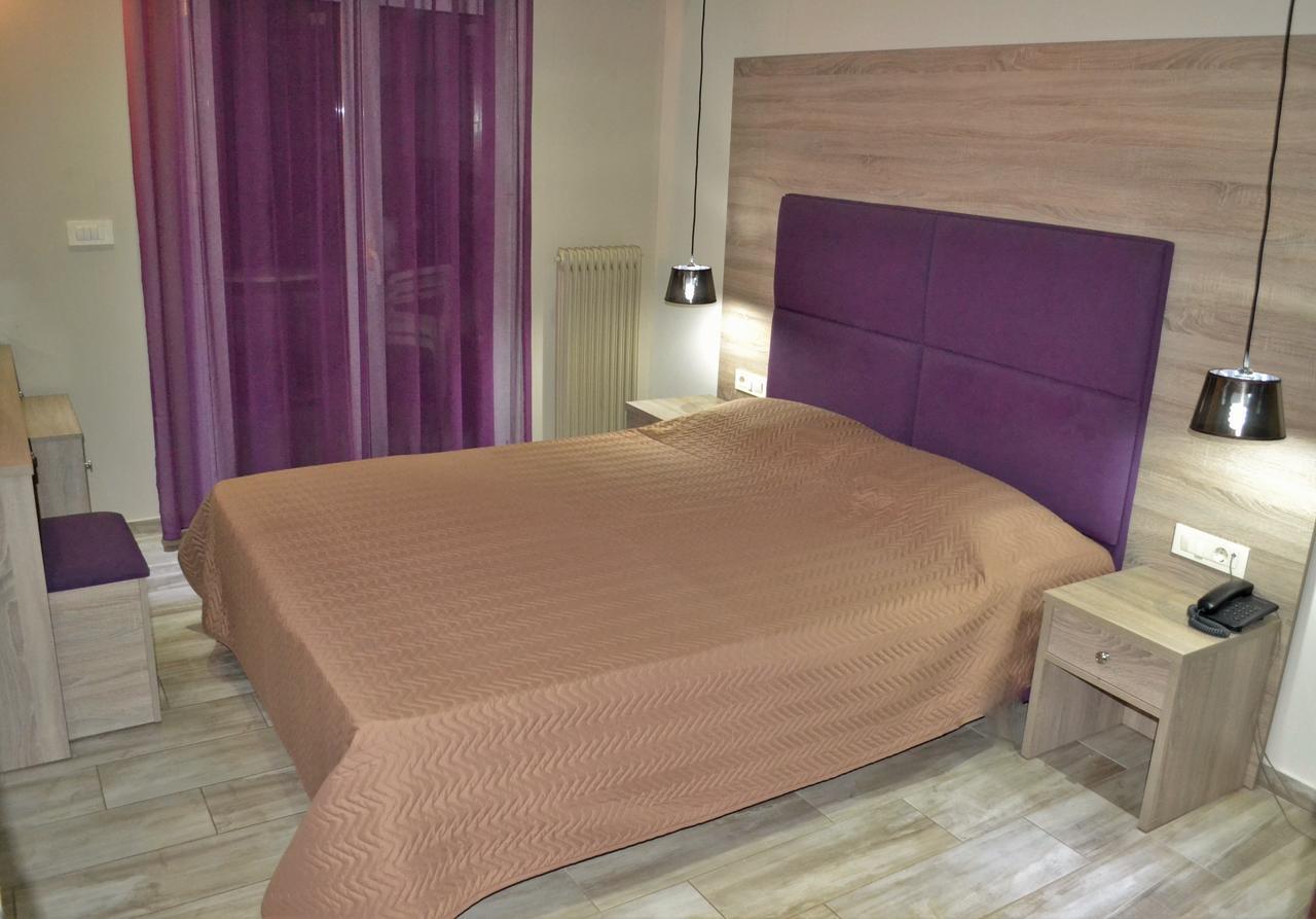 Ritsas Hotel Толон Екстериор снимка
