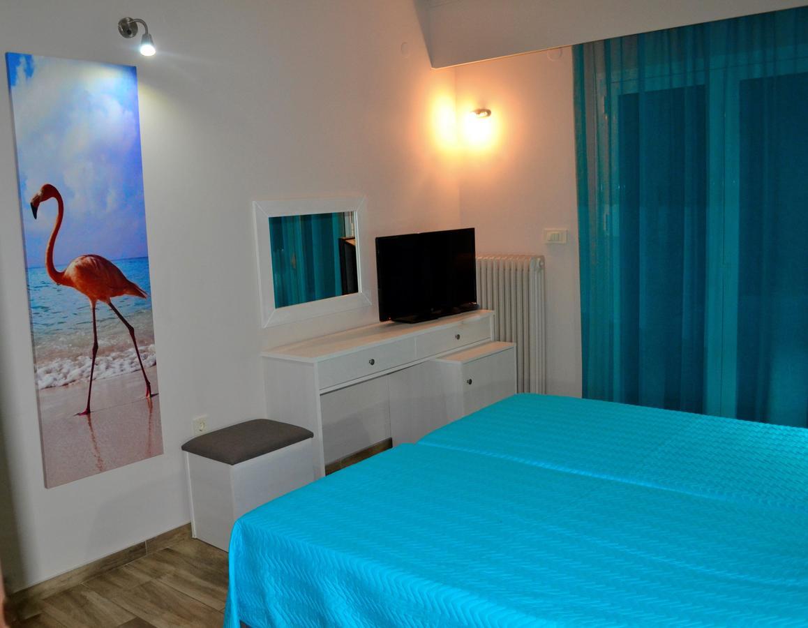 Ritsas Hotel Толон Екстериор снимка